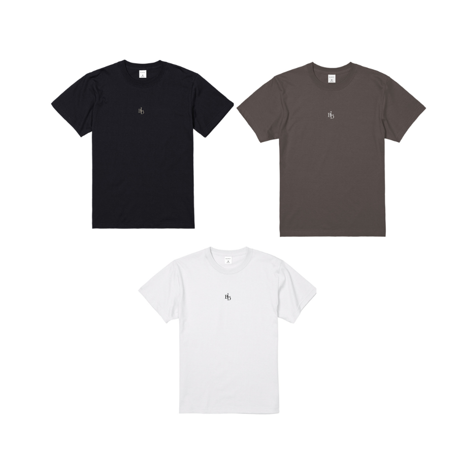 シンプルワンポイントアクセント半袖Tシャツ