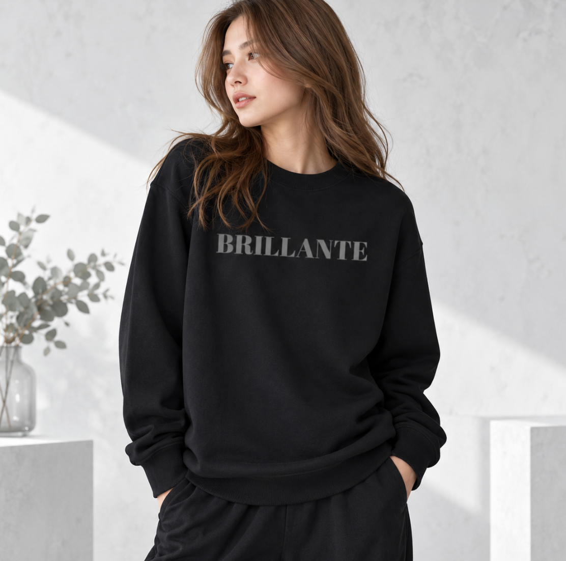BRILLANTE ロゴ クルーネックスウェット｜ブラック・ホワイト・グレー・ネイビ（ユニセックス）