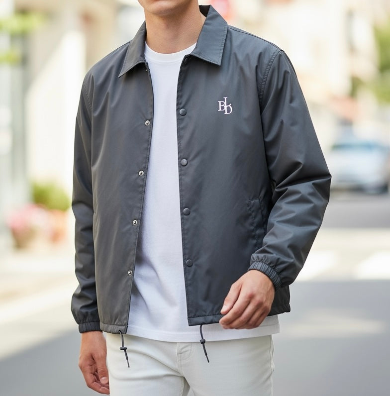 BRILLANTE DÉFI ナイロン コーチ ジャケット（裏地付）